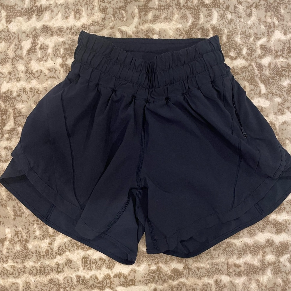 Lululemon Hotty Hot Shorts, Navy, 0, high rise, 4inch